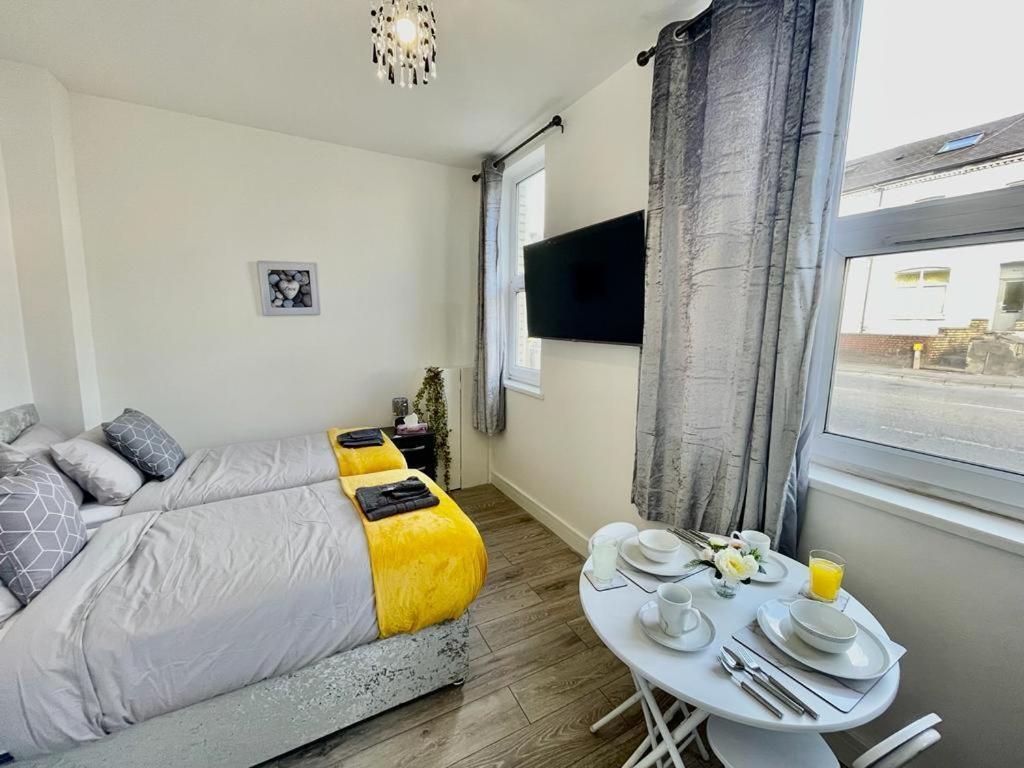 Cardiff City Centre Apartment- Penarth Road Exterior foto