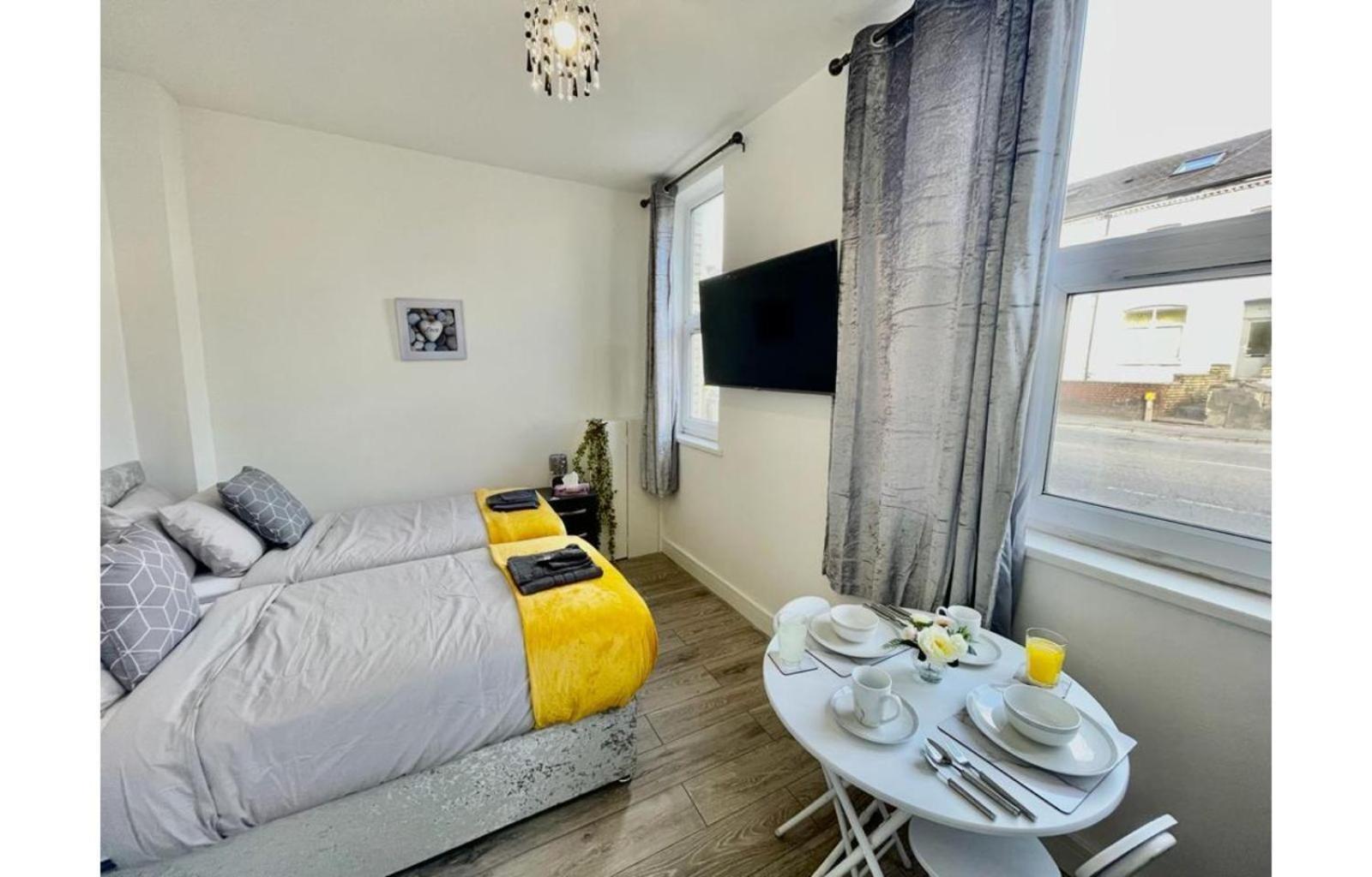 Cardiff City Centre Apartment- Penarth Road Habitación foto